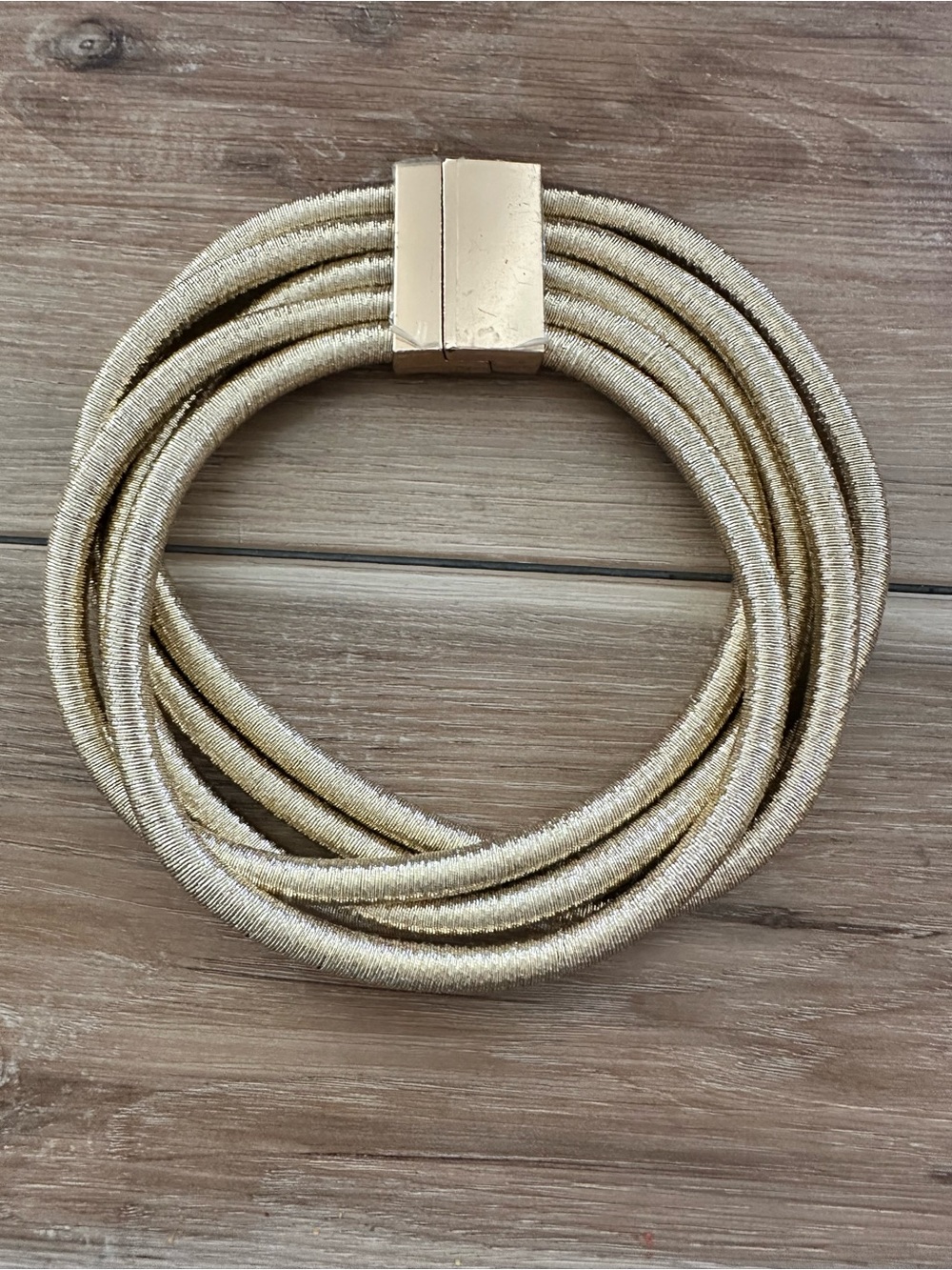 80s Gold Metallic MultiStrand Rope Choker